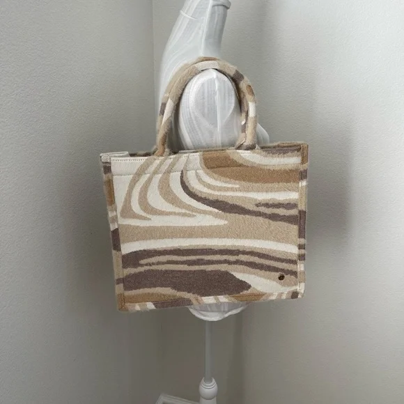 Cardigan with matching tote bag. NWT. M/L size. - Picture 5 of 9